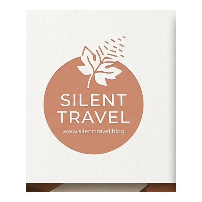 Logo SilentTravel Opzione 2 – Geometric Calm