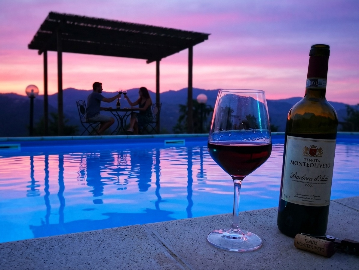 Vigne e piscina al tramonto – Tenuta MonteOliveto